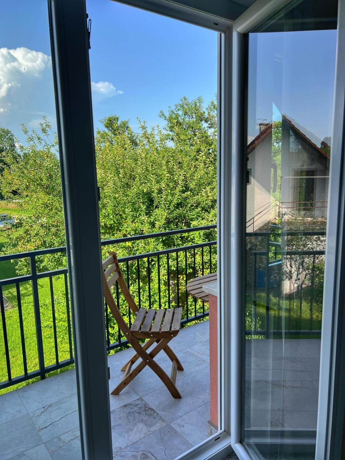 Apartman Cherry Plitvice Lakes Irinovac Zewnętrze zdjęcie